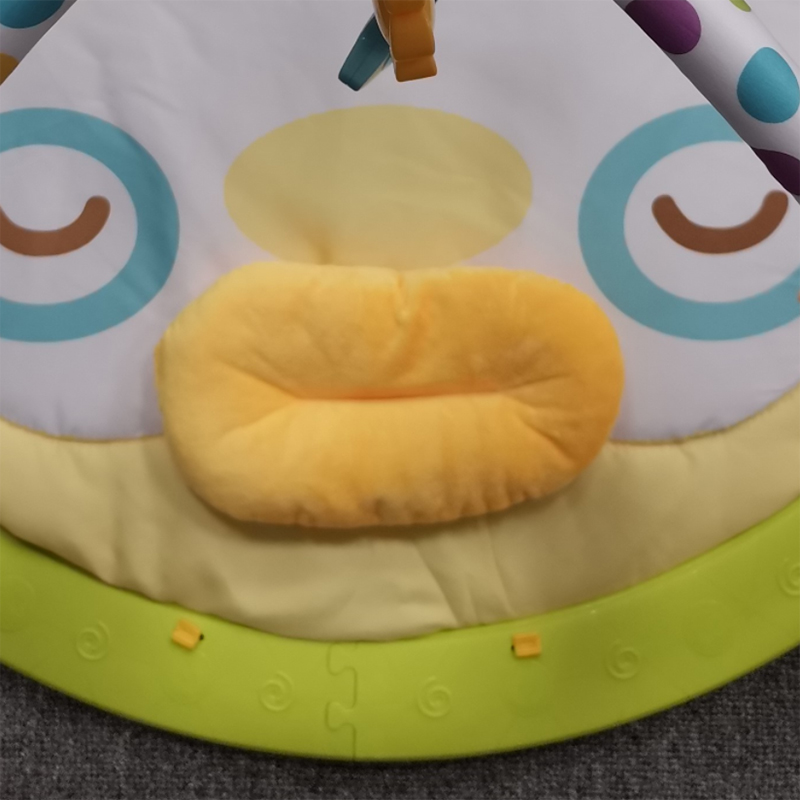 Plastic round baby activity playmat/playgym -duck